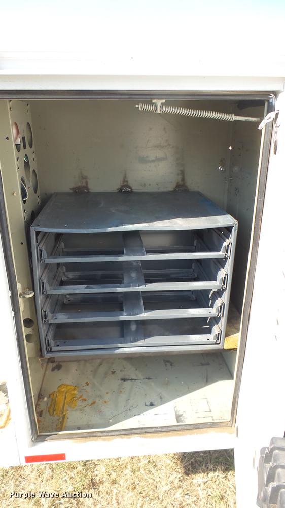 image for item DC1759 1994 Ford F450 Super Duty XL utility truck