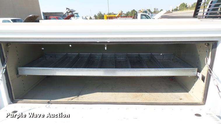 image for item DC1759 1994 Ford F450 Super Duty XL utility truck