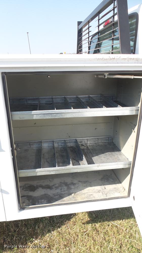 image for item DC1759 1994 Ford F450 Super Duty XL utility truck