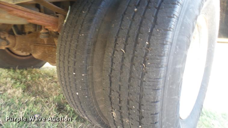 image for item DC1759 1994 Ford F450 Super Duty XL utility truck