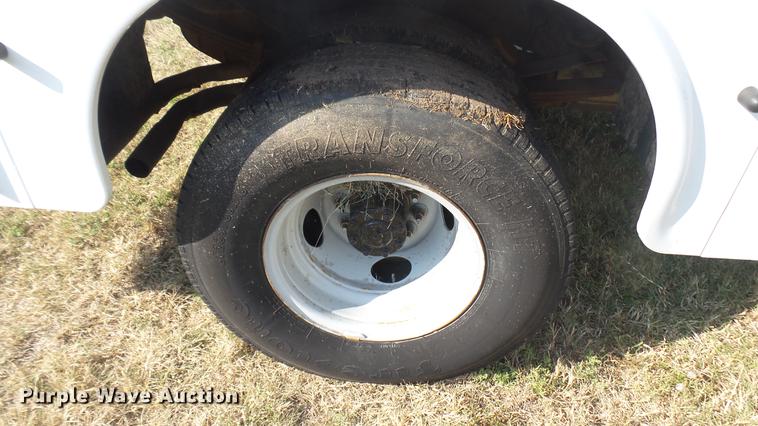 image for item DC1759 1994 Ford F450 Super Duty XL utility truck