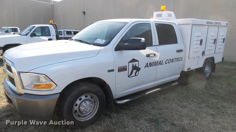 image for item DC1760 2011 Dodge Ram 2500HD Crew Cab animal control pickup truck