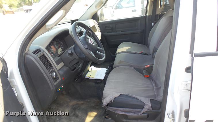 image for item DC1760 2011 Dodge Ram 2500HD Crew Cab animal control pickup truck