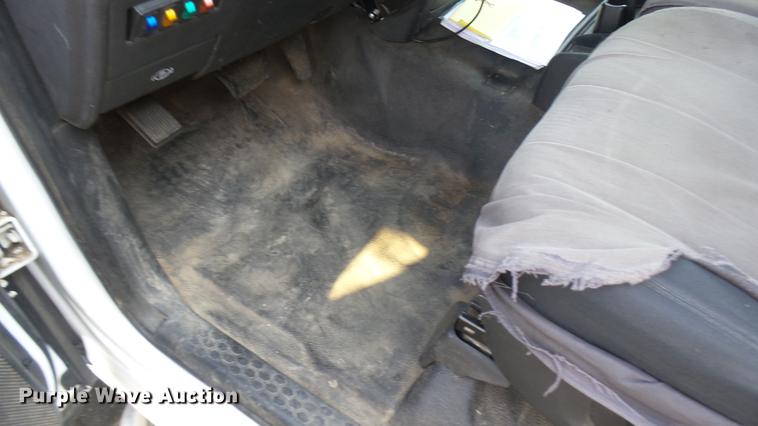 image for item DC1760 2011 Dodge Ram 2500HD Crew Cab animal control pickup truck