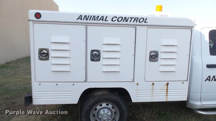 image for item DC1760 2011 Dodge Ram 2500HD Crew Cab animal control pickup truck