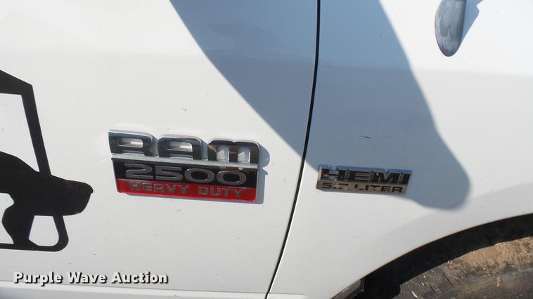 image for item DC1760 2011 Dodge Ram 2500HD Crew Cab animal control pickup truck