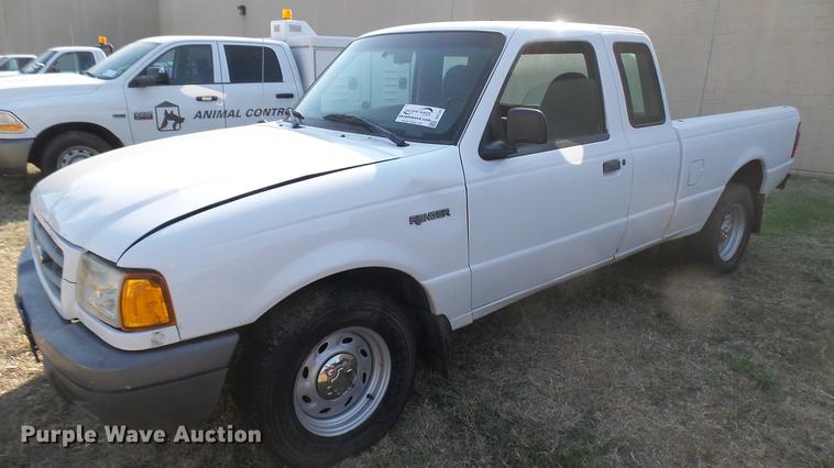 image for item DC1761 2002 Ford Ranger SuperCab pickup truck
