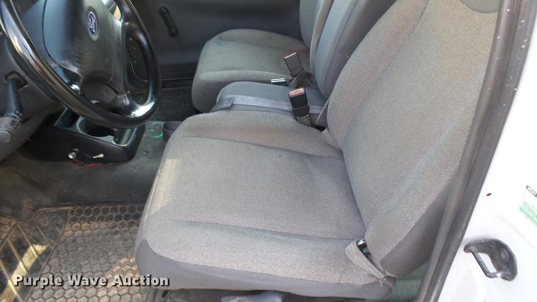 image for item DC1761 2002 Ford Ranger SuperCab pickup truck