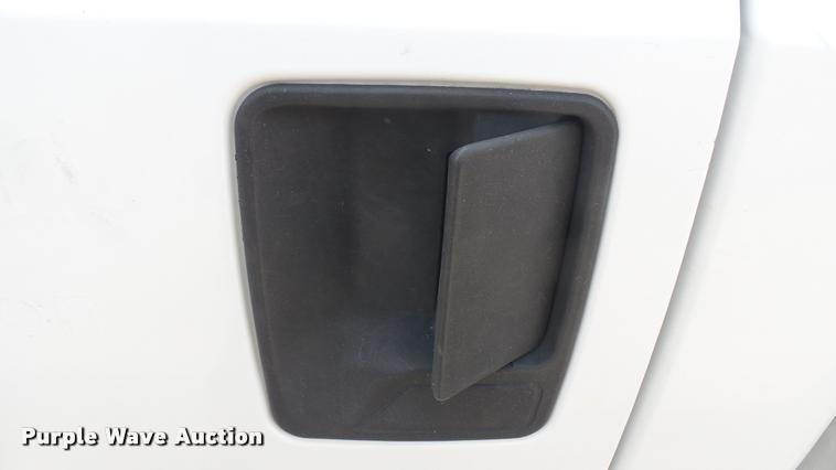 image for item DC1769 2005 Ford F350 Super Duty Crew Cab pickup truck