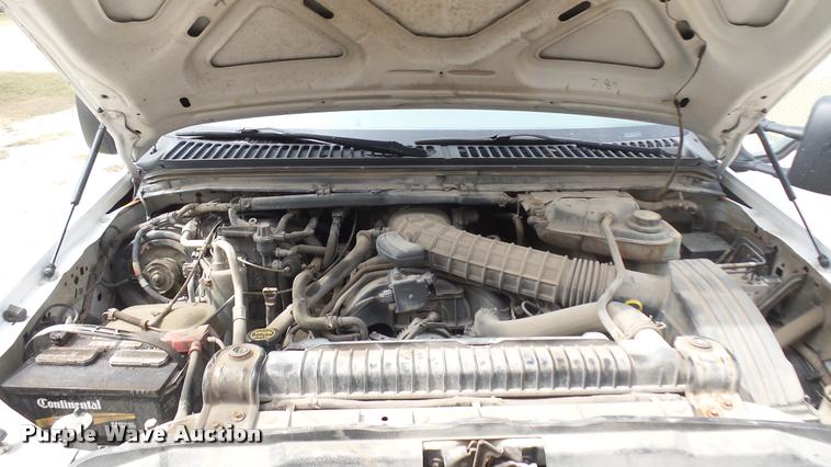 image for item DC1769 2005 Ford F350 Super Duty Crew Cab pickup truck