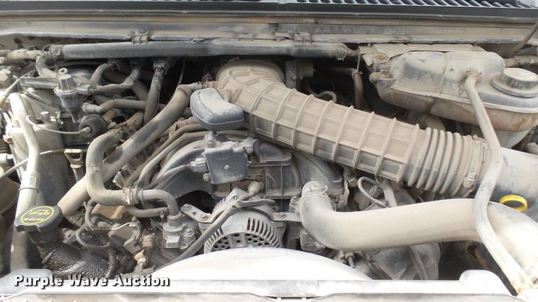 image for item DC1769 2005 Ford F350 Super Duty Crew Cab pickup truck