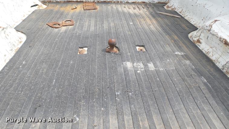 image for item DC1769 2005 Ford F350 Super Duty Crew Cab pickup truck