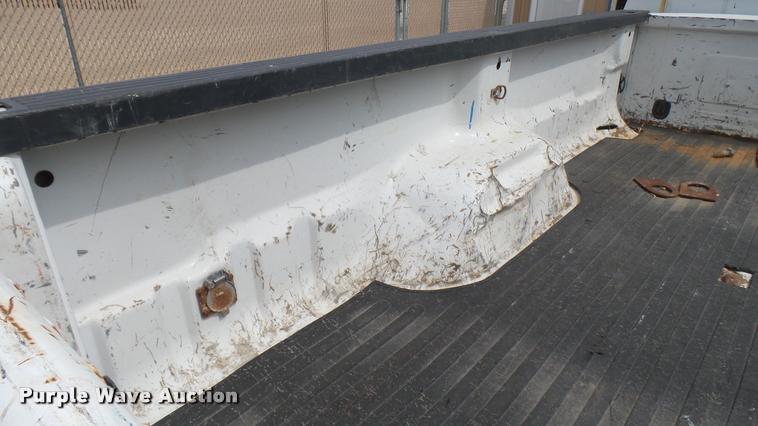 image for item DC1769 2005 Ford F350 Super Duty Crew Cab pickup truck