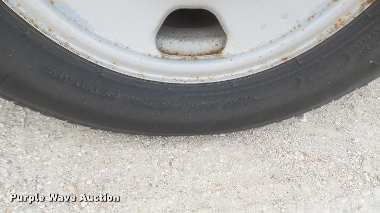 image for item DC1769 2005 Ford F350 Super Duty Crew Cab pickup truck