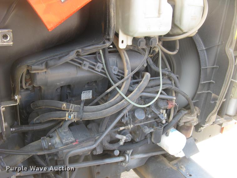 image for item DC2488 Kubota L5240 HST MFWD tractor