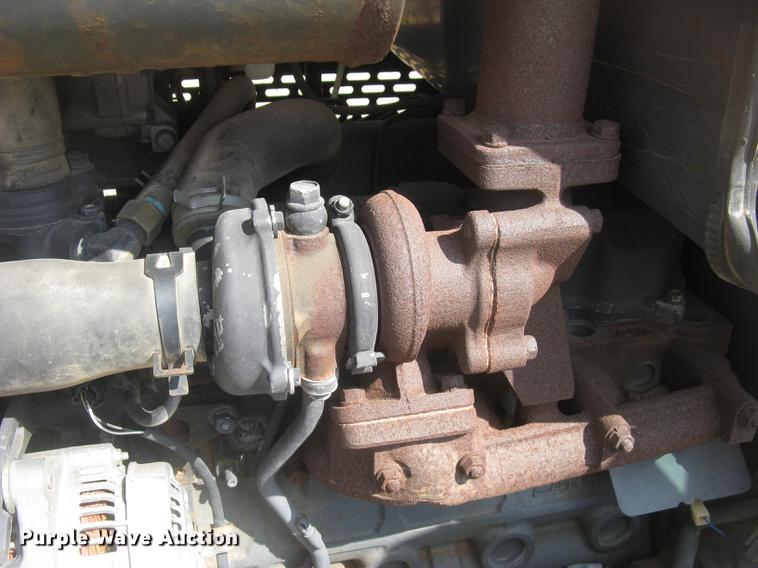 image for item DC2488 Kubota L5240 HST MFWD tractor