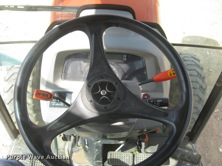image for item DC2488 Kubota L5240 HST MFWD tractor