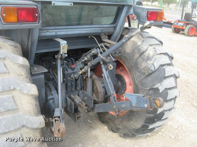 image for item DC2488 Kubota L5240 HST MFWD tractor