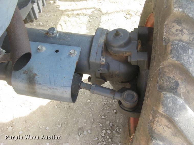 image for item DC2488 Kubota L5240 HST MFWD tractor