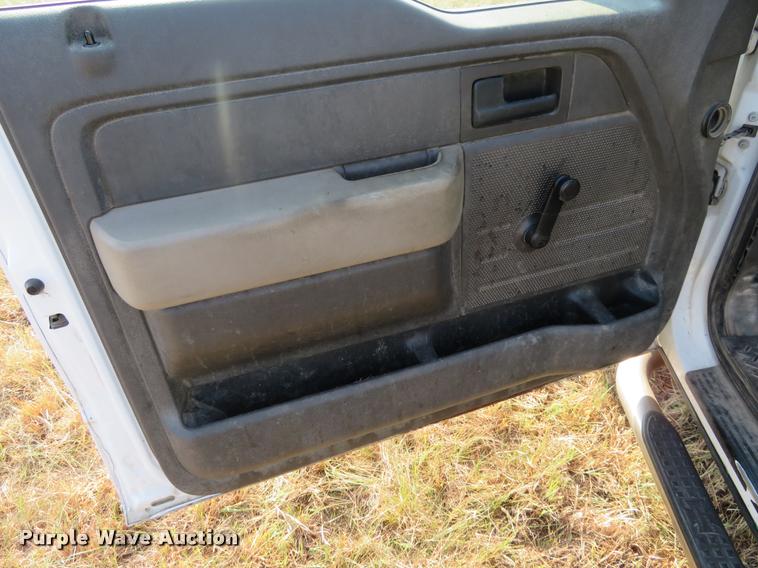 image for item DC2496 2009 Ford F150 XL SuperCab pickup truck