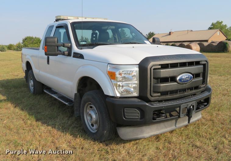 image for item DC2497 2011 Ford F250 Super Duty SuperCab pickup truck