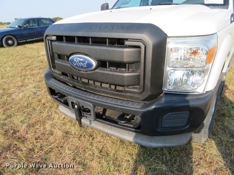 image for item DC2497 2011 Ford F250 Super Duty SuperCab pickup truck