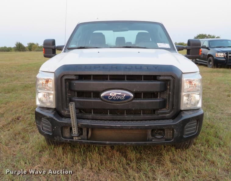 image for item DC2498 2011 Ford F250 Super Duty Crew Cab pickup truck