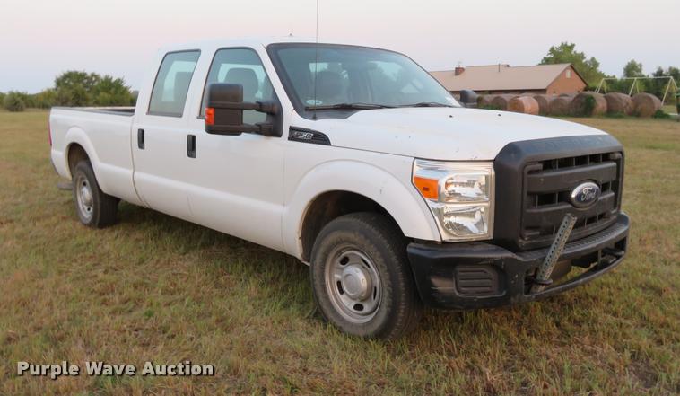 image for item DC2498 2011 Ford F250 Super Duty Crew Cab pickup truck