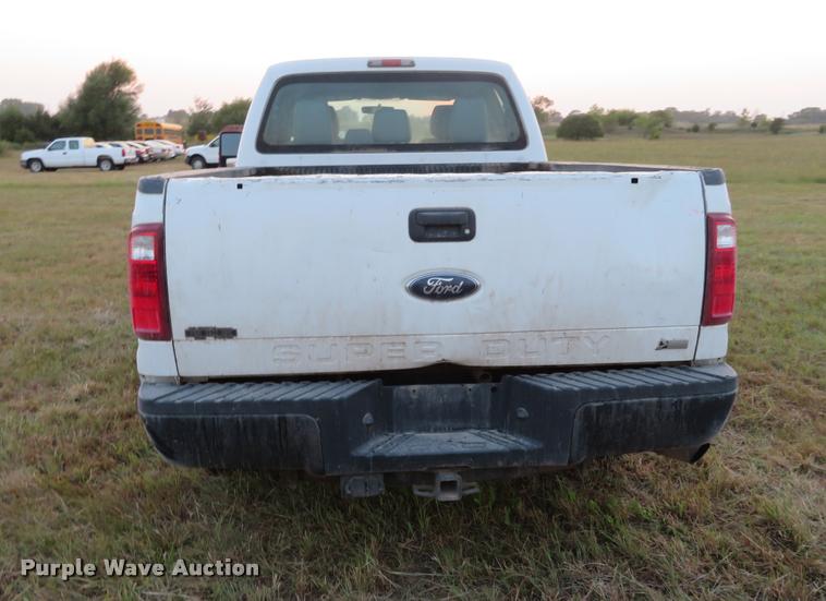 image for item DC2498 2011 Ford F250 Super Duty Crew Cab pickup truck