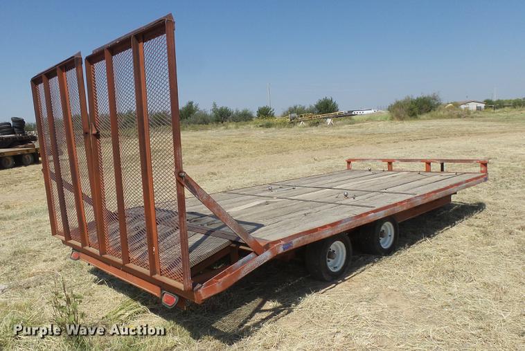 image for item DC3862 1999 Davis utility trailer