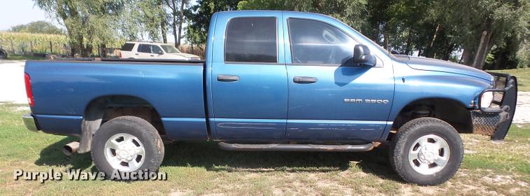 image for item DC5358 2004 Dodge Ram 2500 Quad Cab pickup truck