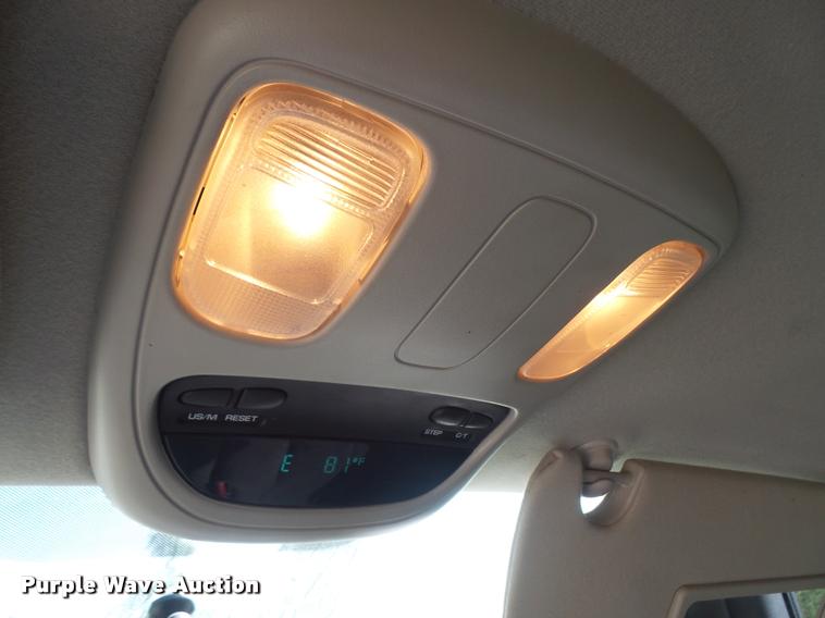 image for item DC5358 2004 Dodge Ram 2500 Quad Cab pickup truck