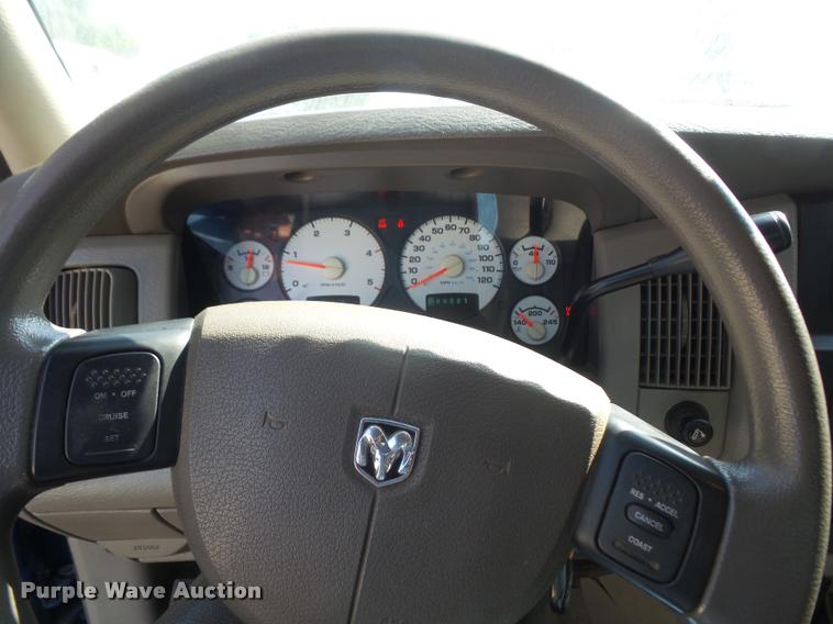 image for item DC5358 2004 Dodge Ram 2500 Quad Cab pickup truck