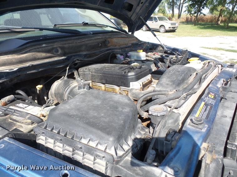 image for item DC5358 2004 Dodge Ram 2500 Quad Cab pickup truck