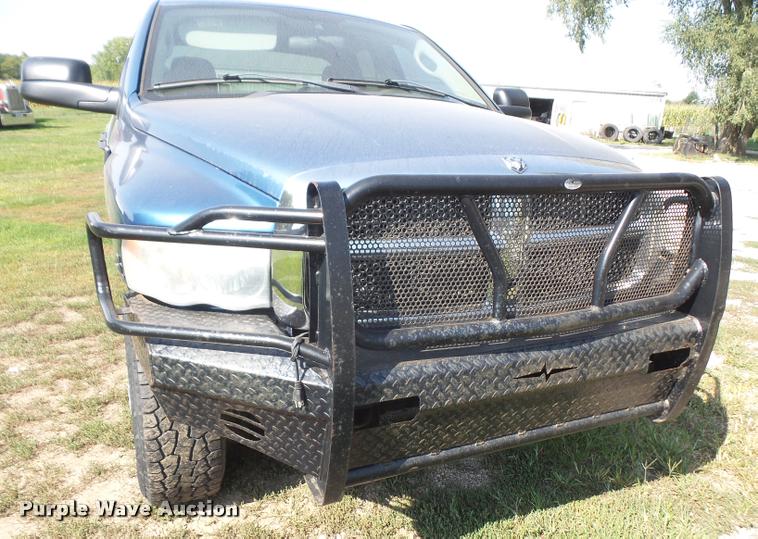 image for item DC5358 2004 Dodge Ram 2500 Quad Cab pickup truck