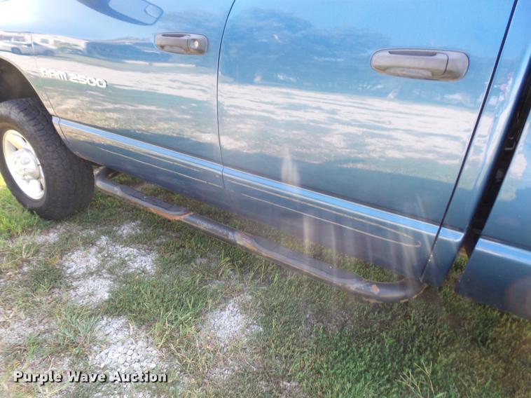 image for item DC5358 2004 Dodge Ram 2500 Quad Cab pickup truck