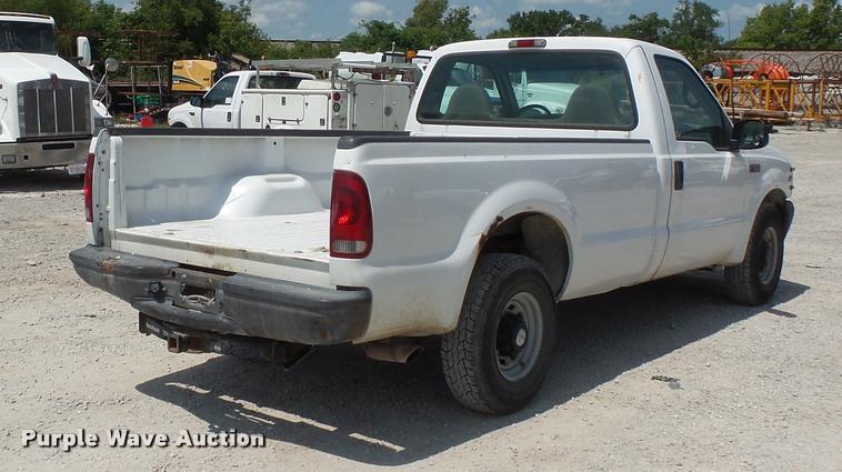 image for item DC5464 2001 Ford F250 Super Duty pickup truck