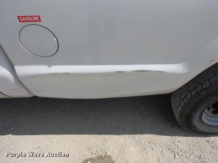 image for item DC5464 2001 Ford F250 Super Duty pickup truck