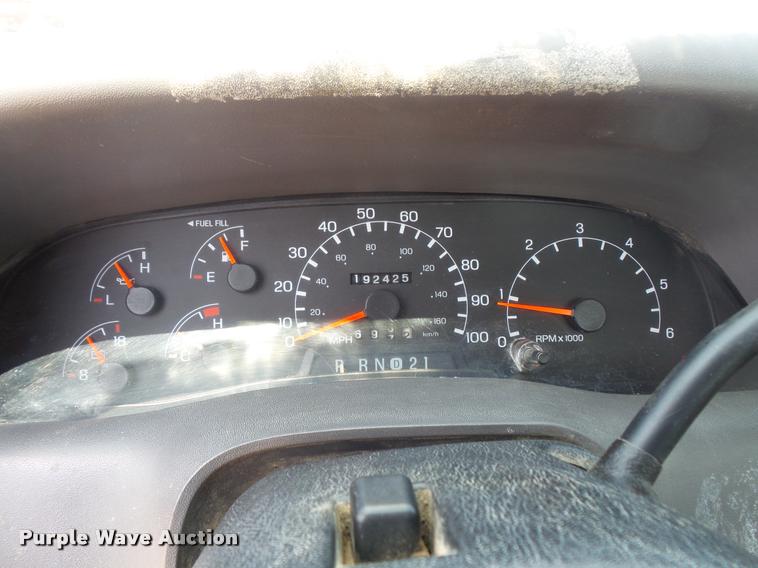 image for item DC5465 2000 Ford F250 Super Duty pickup truck