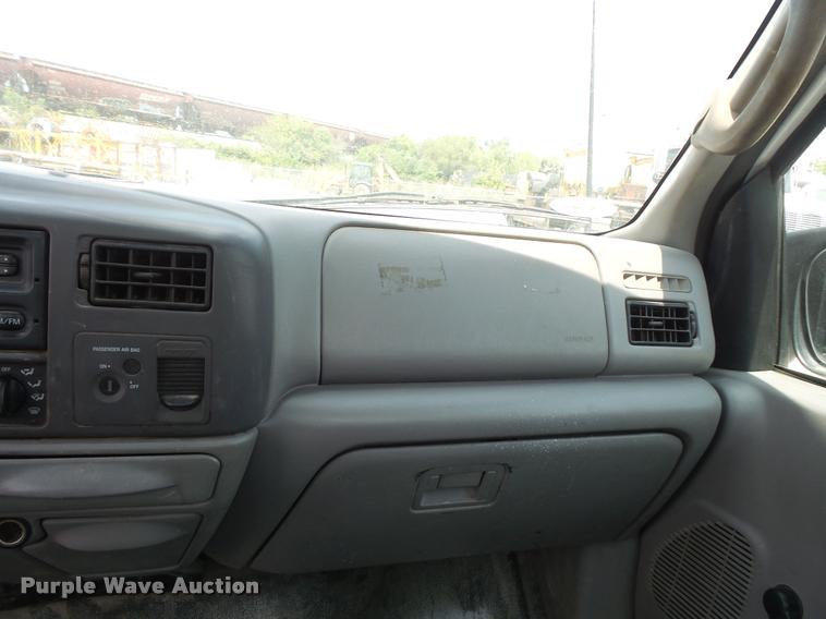 image for item DC5465 2000 Ford F250 Super Duty pickup truck