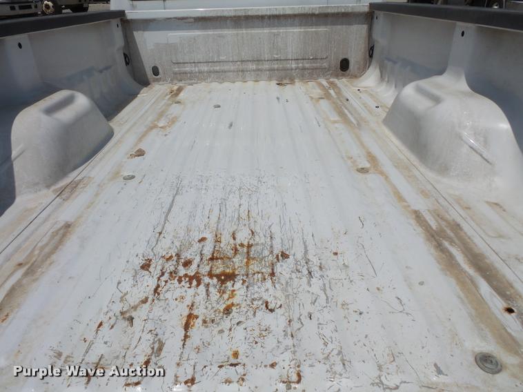 image for item DC5465 2000 Ford F250 Super Duty pickup truck