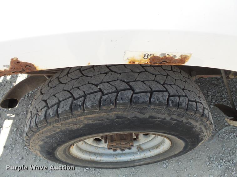 image for item DC5465 2000 Ford F250 Super Duty pickup truck