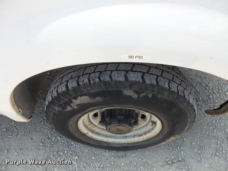 image for item DC5465 2000 Ford F250 Super Duty pickup truck