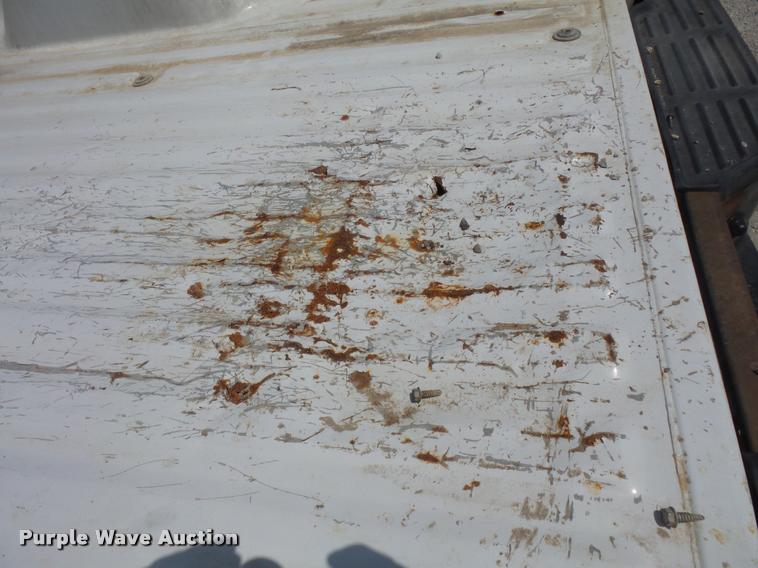 image for item DC5465 2000 Ford F250 Super Duty pickup truck