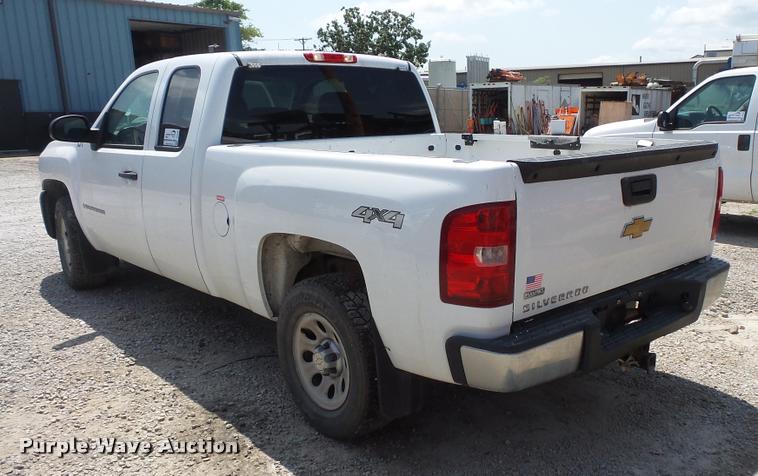 image for item DC5466 2008 Chevrolet Silverado 1500 Ext. Cab pickup truck