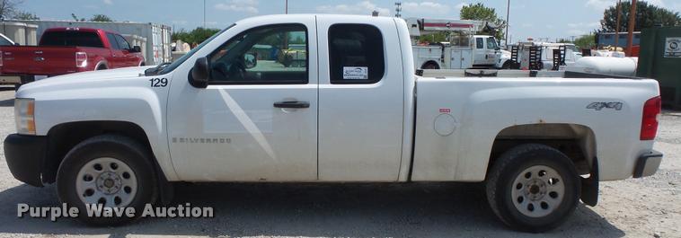 image for item DC5471 2008 Chevrolet Silverado 1500 Ext. Cab pickup truck
