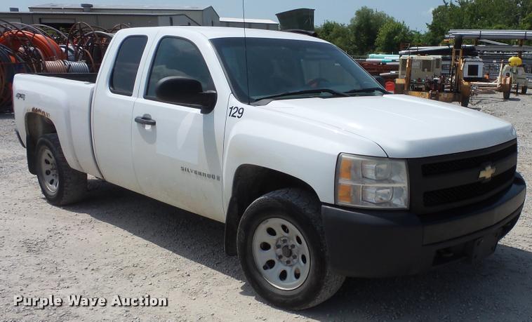 image for item DC5471 2008 Chevrolet Silverado 1500 Ext. Cab pickup truck