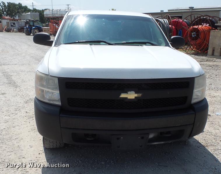 image for item DC5471 2008 Chevrolet Silverado 1500 Ext. Cab pickup truck