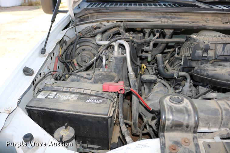 image for item DD0085 2005 Ford F350 Super Duty pickup truck