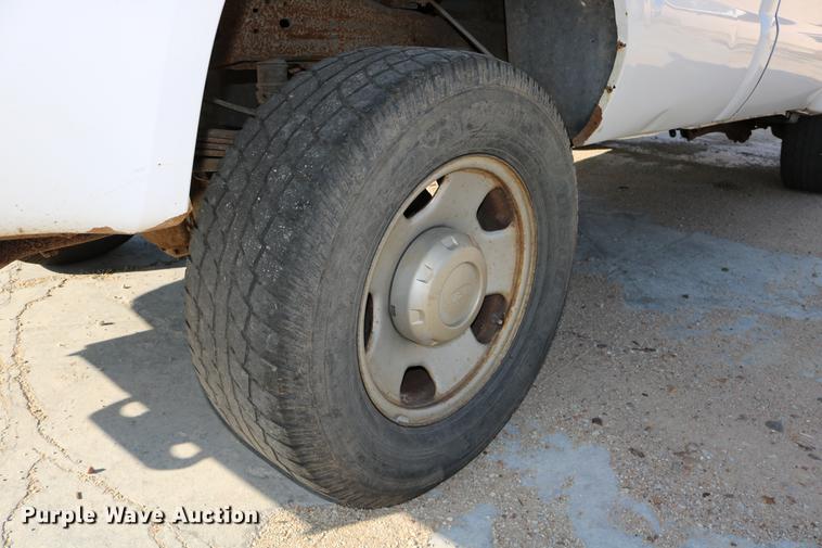 image for item DD0085 2005 Ford F350 Super Duty pickup truck